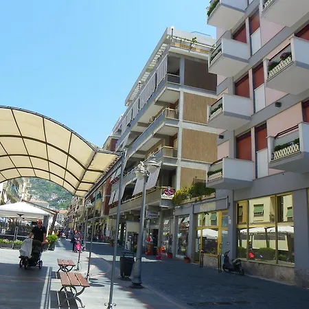 Apartment Al Corso *